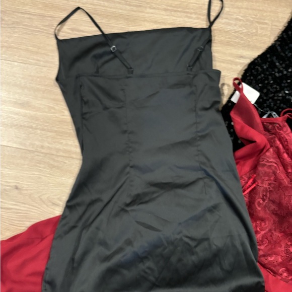 Party dress lot - Picture 11 of 11